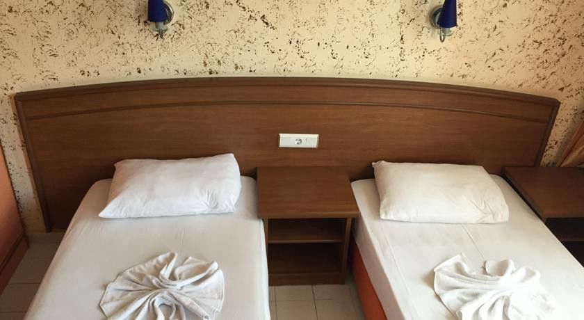 אלאניה Baronessa Apart Hotel מראה חיצוני תמונה
