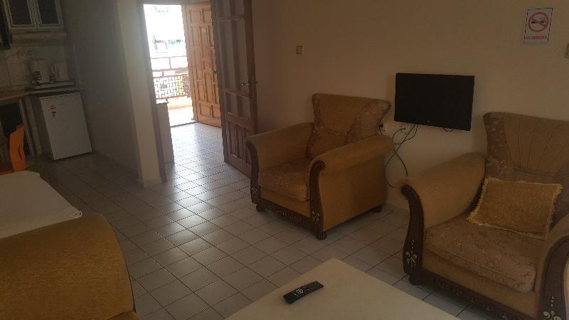 אלאניה Baronessa Apart Hotel מראה חיצוני תמונה