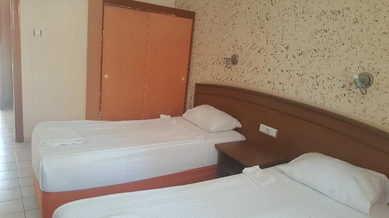 אלאניה Baronessa Apart Hotel מראה חיצוני תמונה
