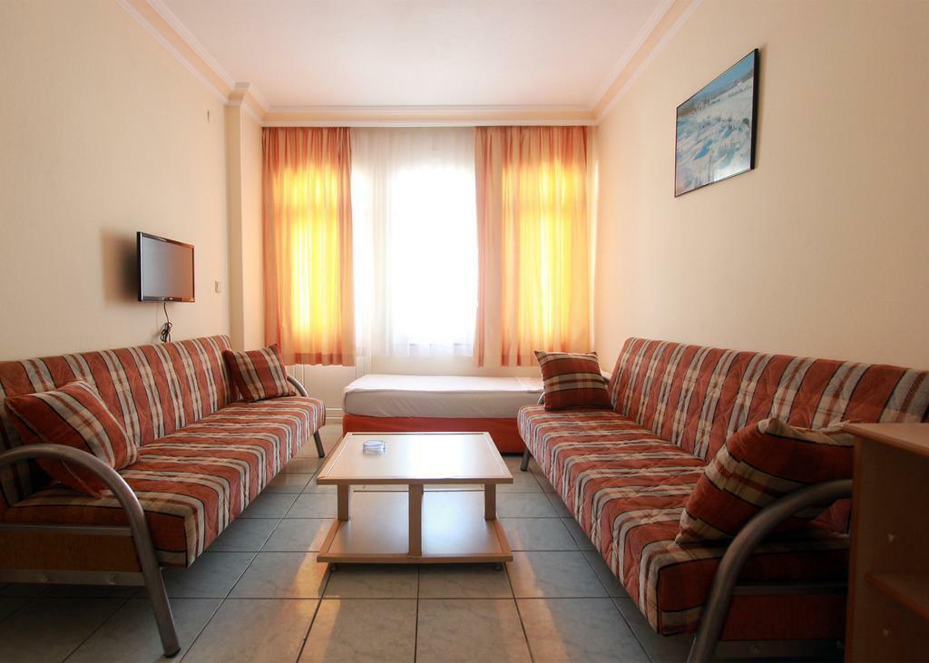 אלאניה Baronessa Apart Hotel מראה חיצוני תמונה